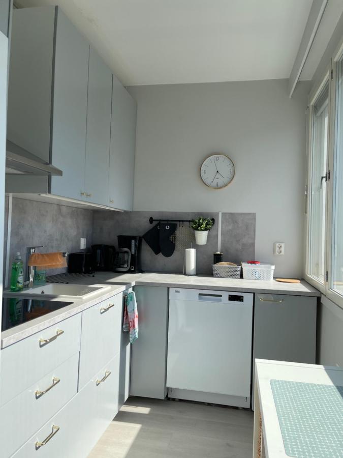 The Sunrise Apartment Turku Bagian luar foto